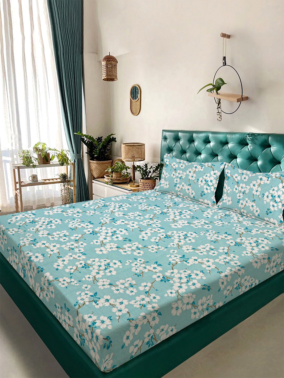 Green Floral 300 TC Cotton Blend Double Bedsheet with 2 Pillow Covers