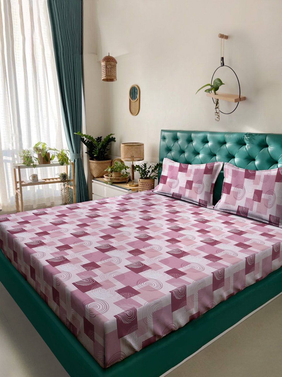 Pink Geometric 400 TC Pure Cotton Double Bedsheet with 2 Pillow Covers