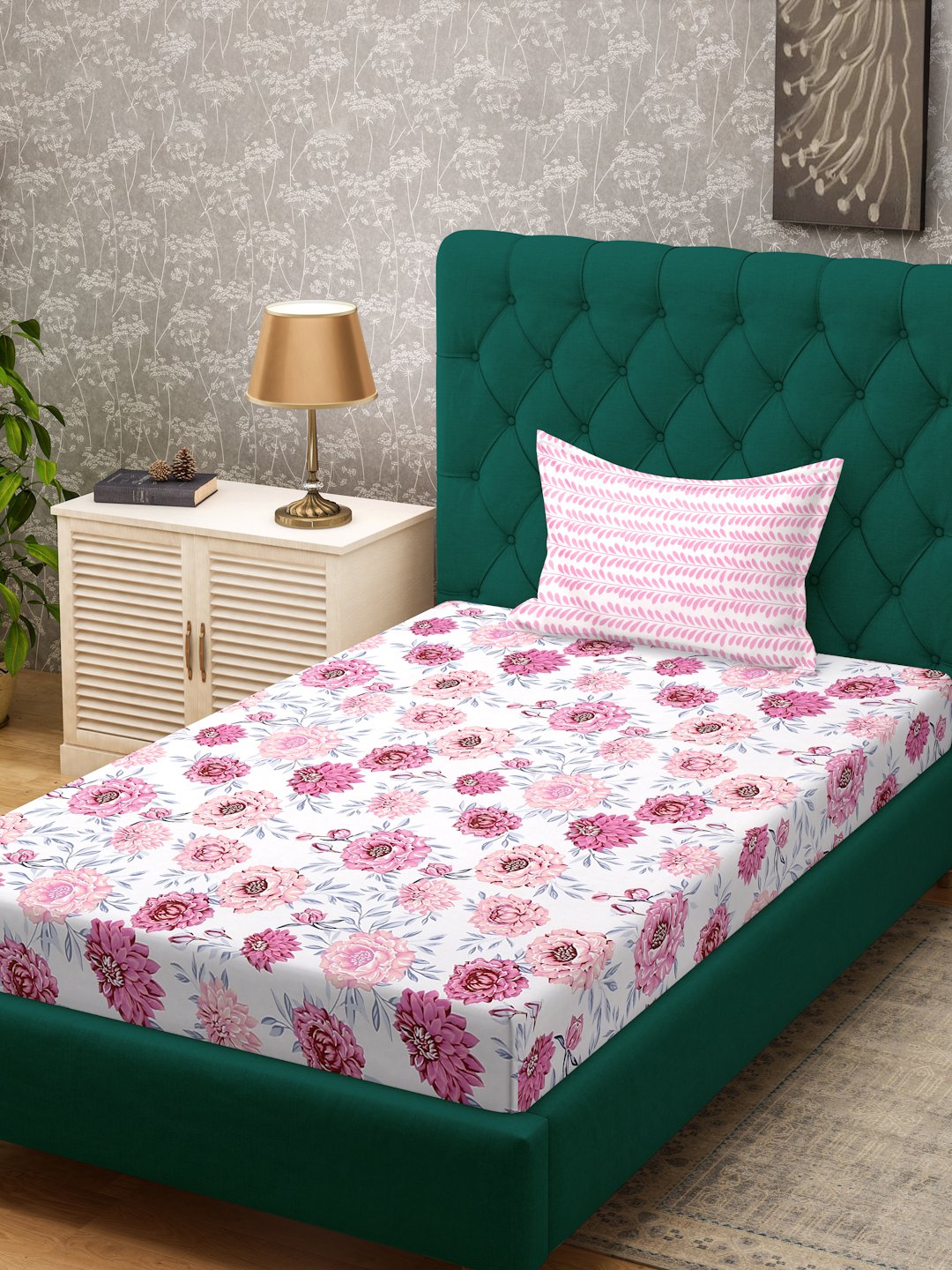 Pink Floral 300 TC Cotton Blend Single Bedsheet Set in Book Fold Packing