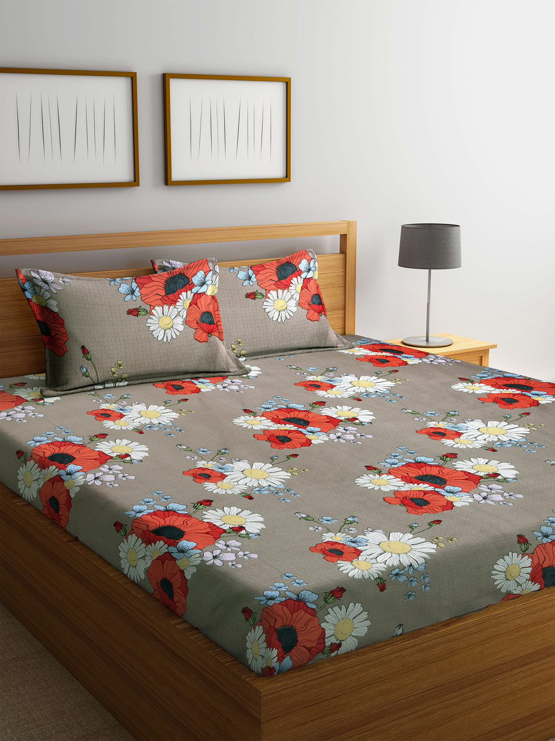 Luxury Super King Size Bedsheet with Two Pillow Covers by KLOTTHE® (27