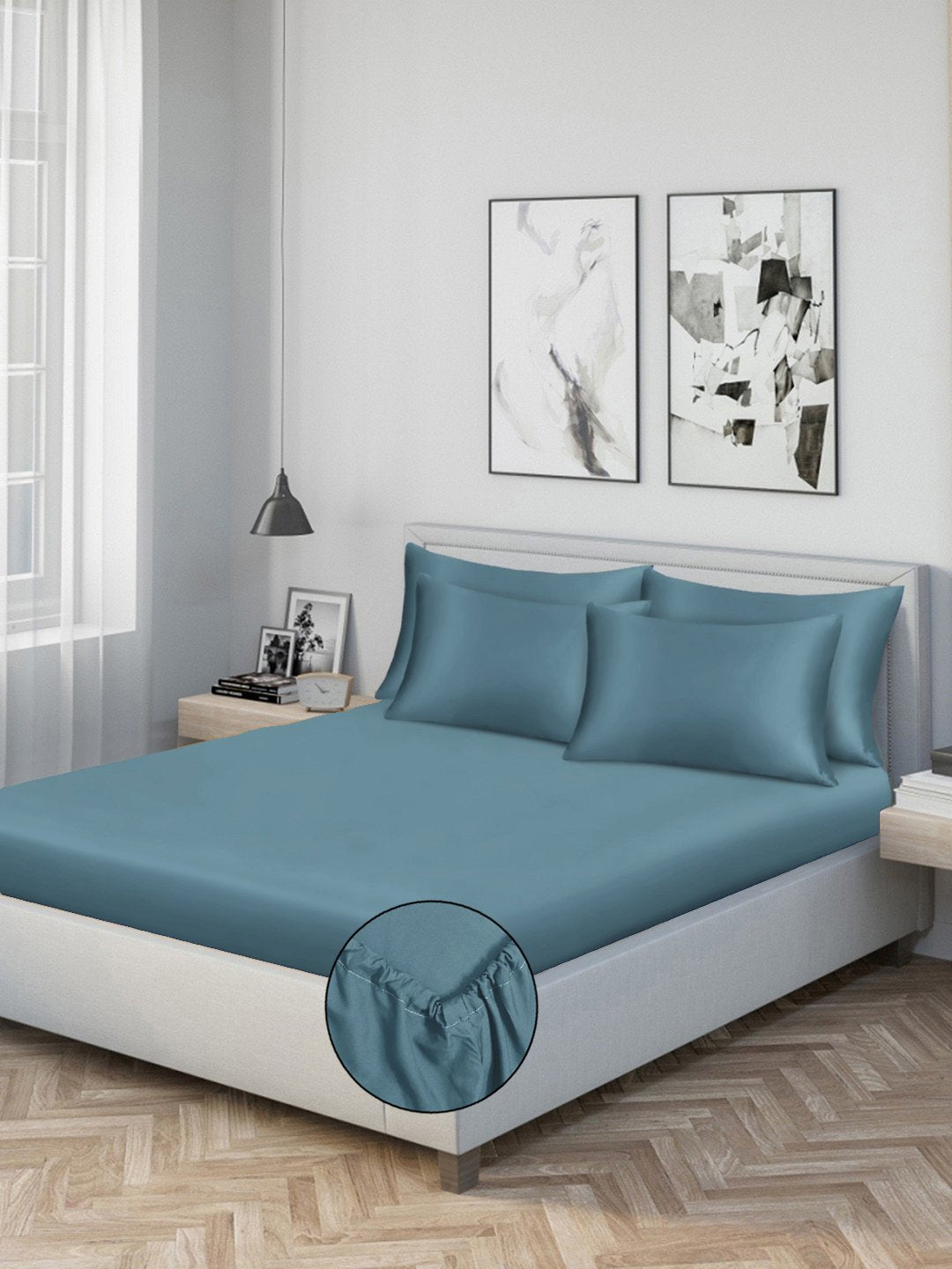 Turquoise Solid 300 TC Cotton Blend Fitted Double Bedsheet with 4 Pillow Covers