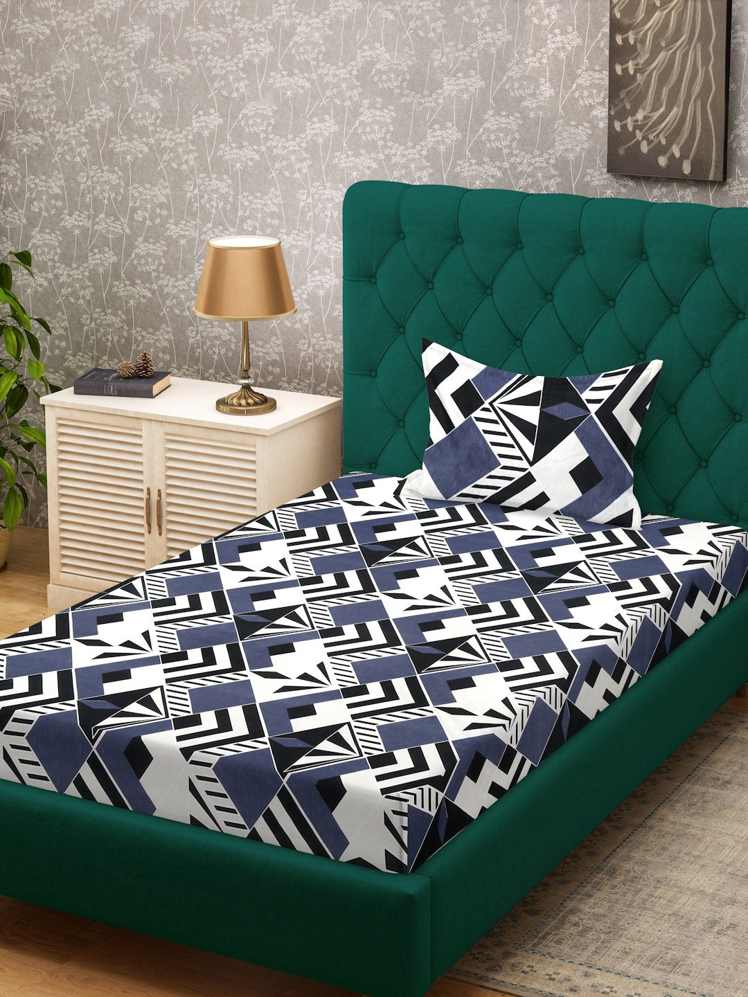 Multi Geometric 300 TC Cotton Blend Single Bedsheet Set in Book Fold Packing
