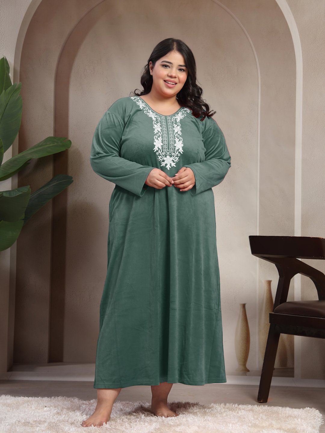 Klotthe Green Solid Soft touch Velvet Maxi Nightdress