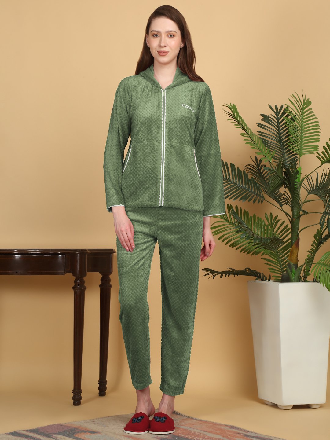Women Green Solid Hooded Woolen Night Suit