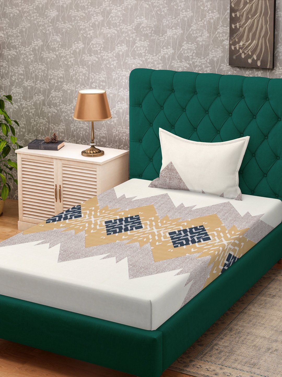 Multi Geometric 300 TC Cotton Blend Single Bedsheet with Pillow Cover