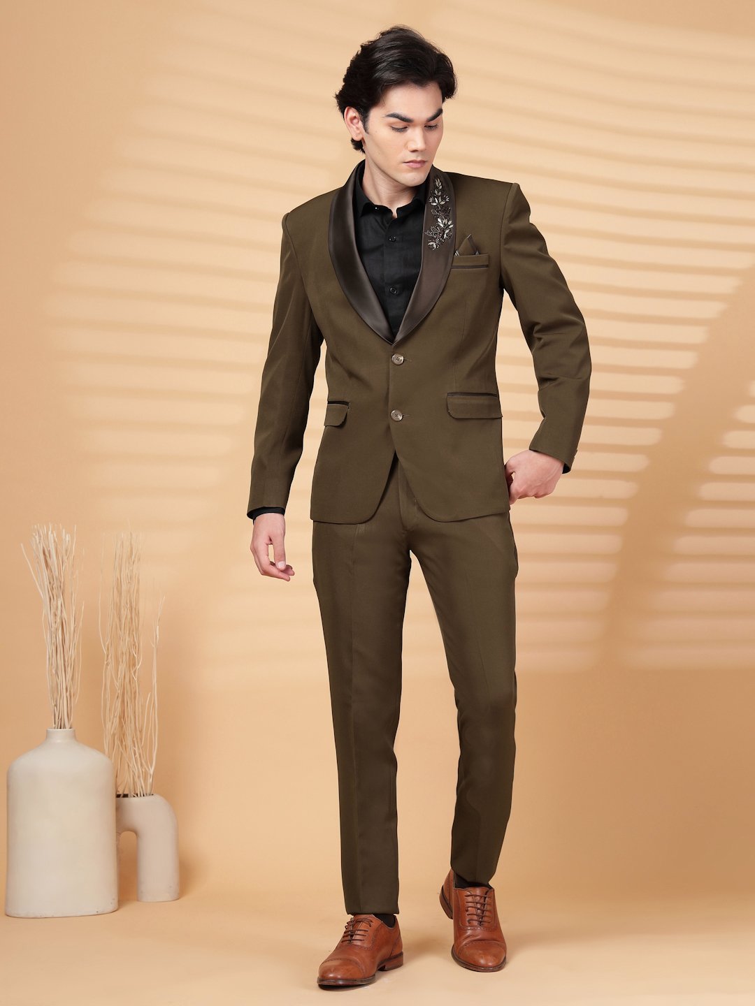 Brown Solid Embroidery Single-Breasted Two-Piece Party Suit