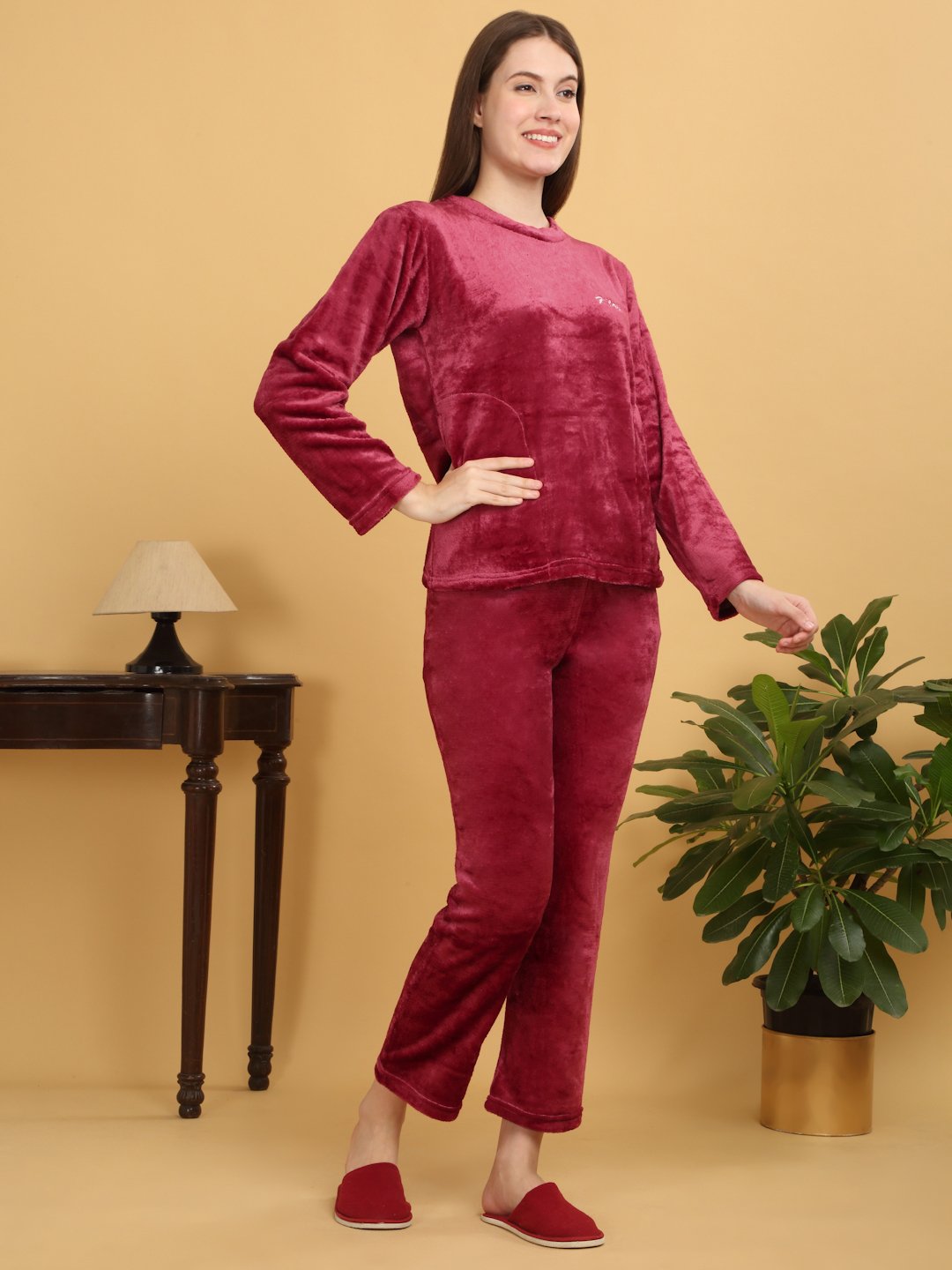 Klotthe Women Red Solid Woolen Night Suit