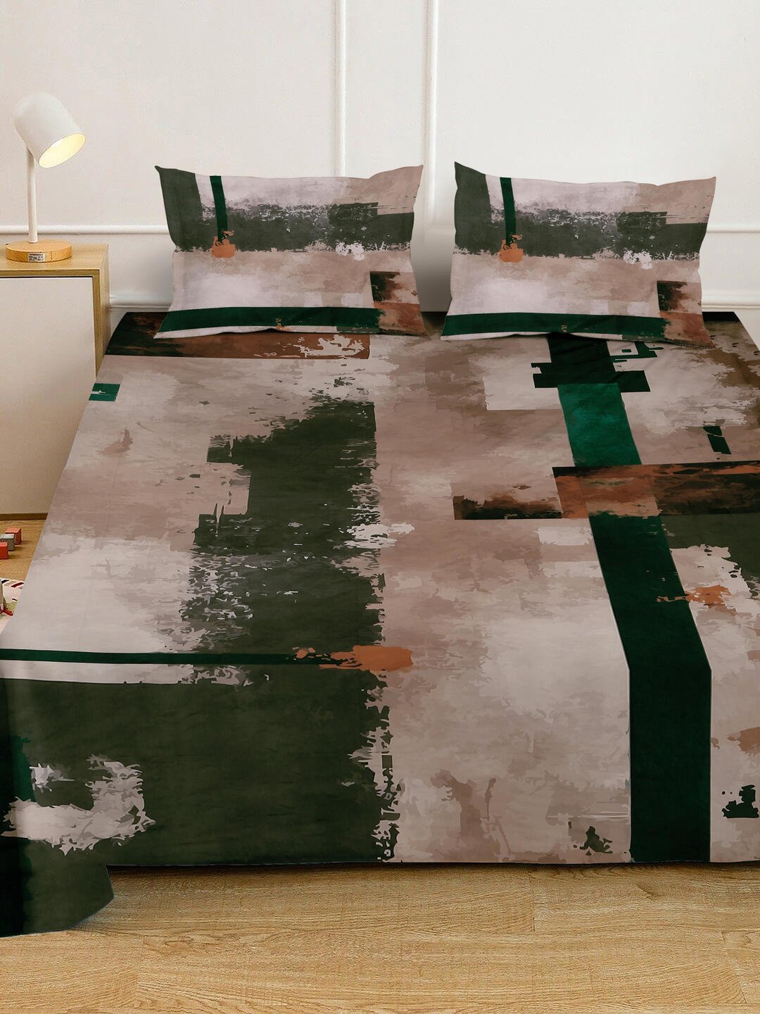 Brown Digital Geometric Printed Fitted Cotton Blend Double Bedsheet with 2 Pillow Covers