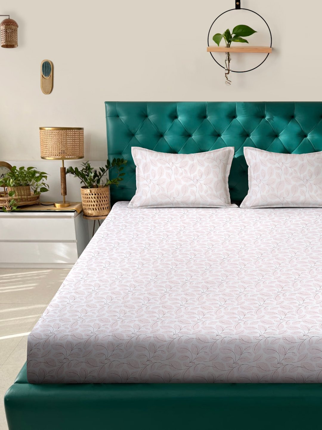 White Floral 400 TC Pure Cotton Super King Double Bedsheet with 2 Pillow Covers