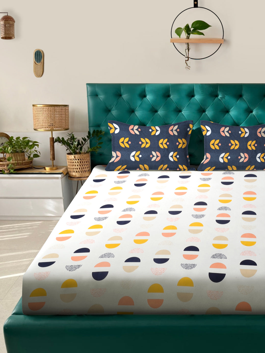 Klotthe White Geometric 300 TC Cotton Blend Double Bedsheet in Book Fold Packing
