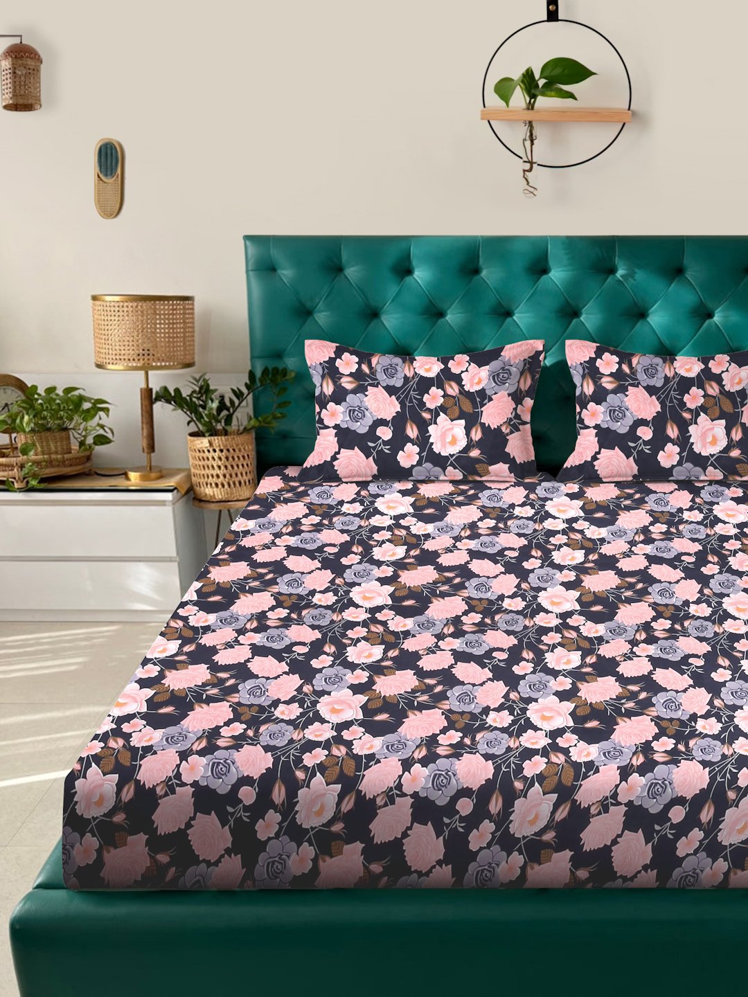 Multi Floral 300 TC Cotton Blend Double Bedsheet in Book Fold Packing