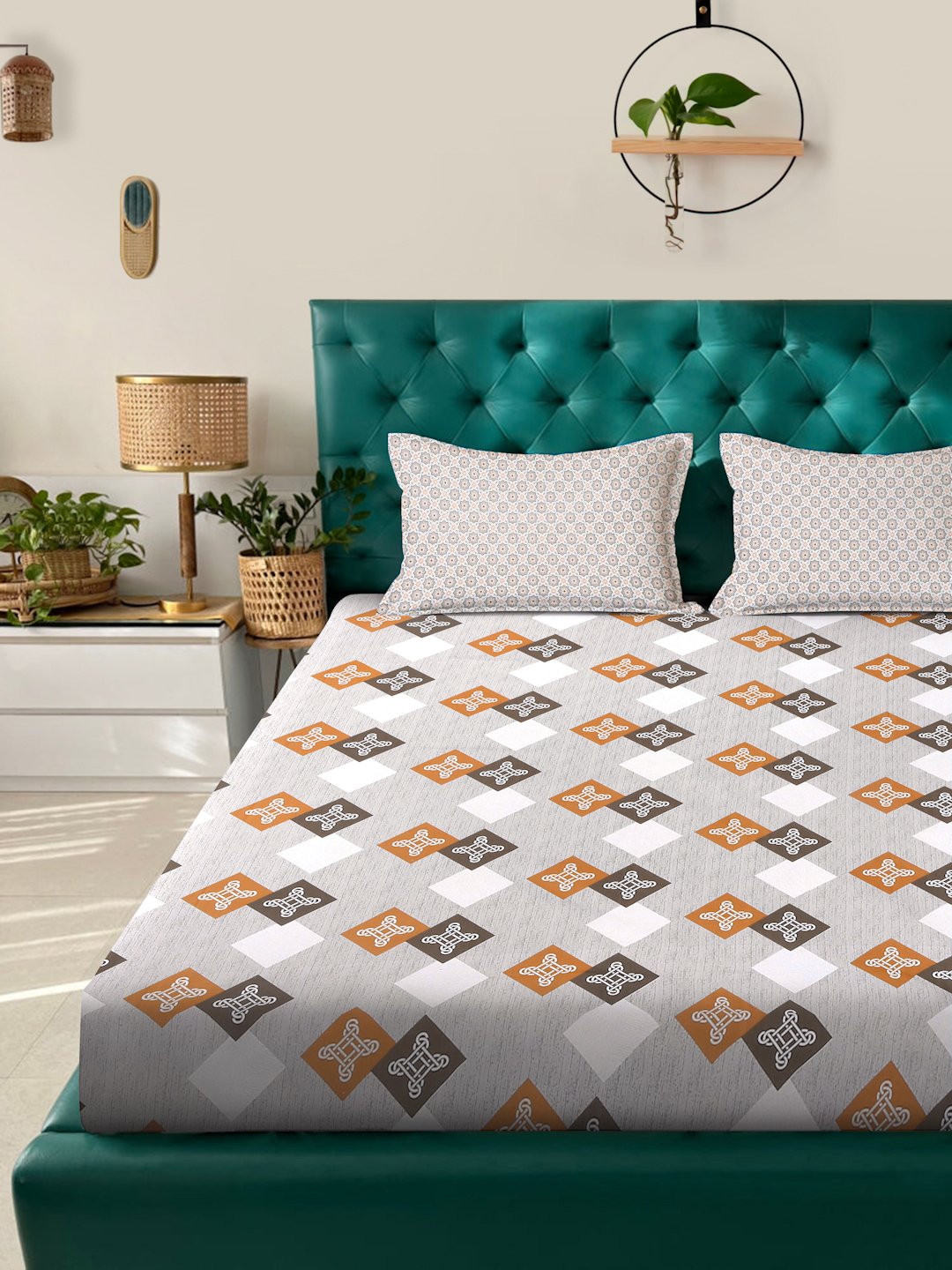 Grey Geometric 400 TC Pure Cotton Double Bedsheet with 2 Pillow Covers