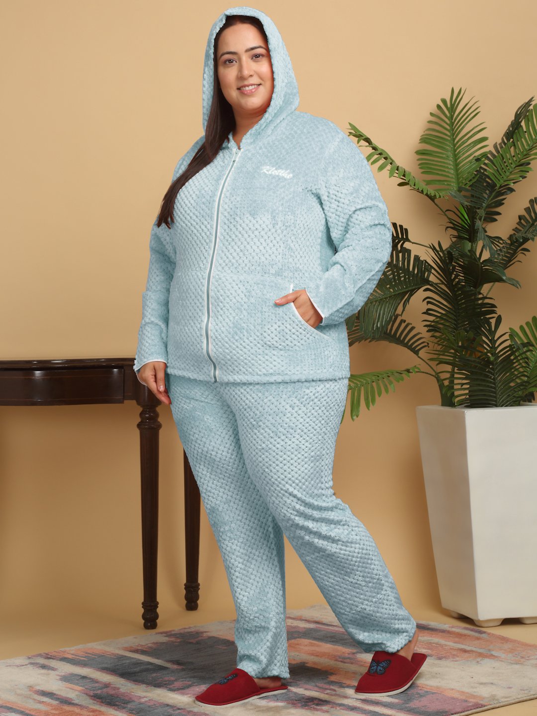 Women Turquoise Solid Hooded Woolen Night Suit