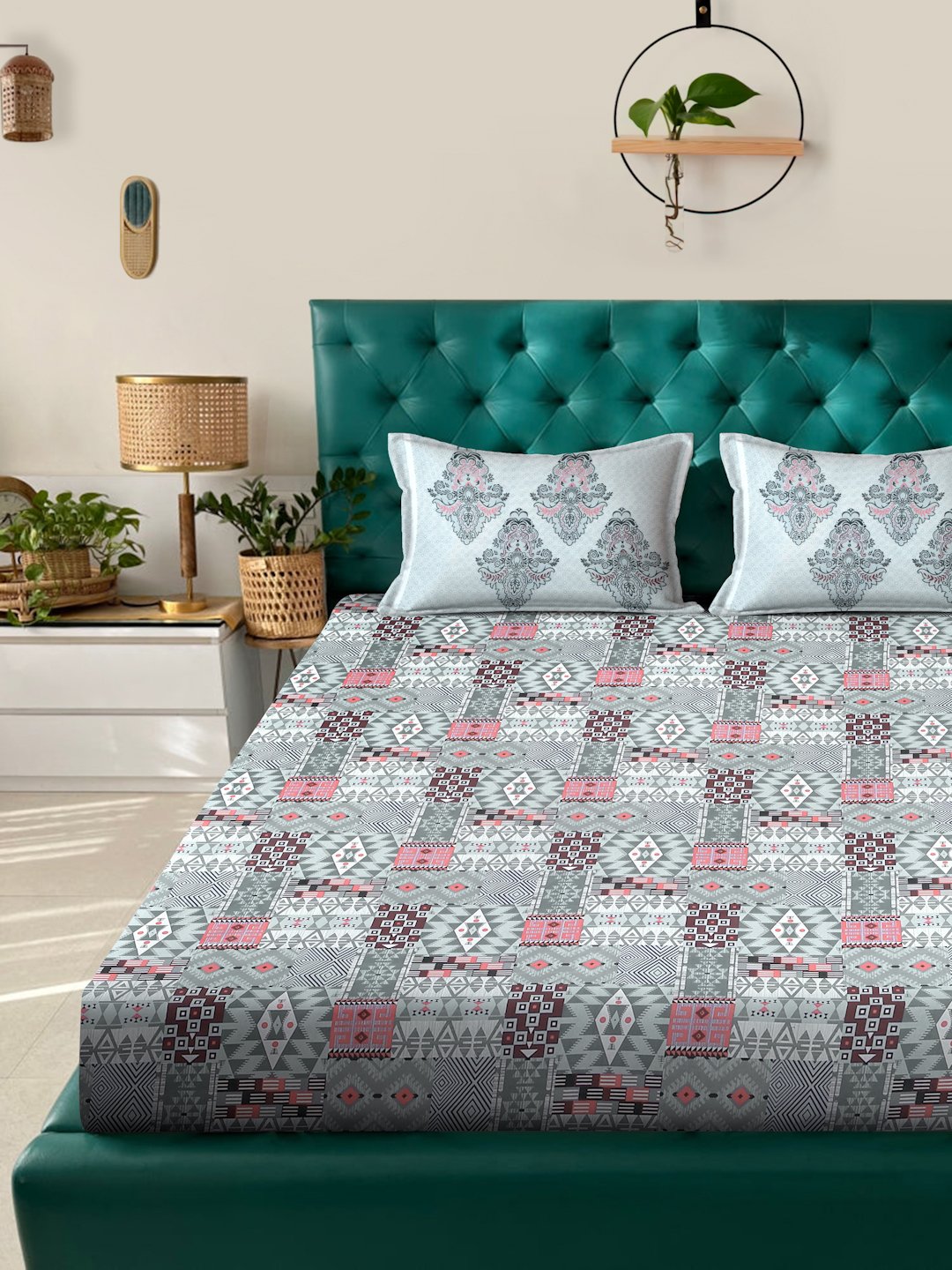 Grey Geometric 400 TC Pure Cotton Super King Double Bedsheet with 2 Pillow Covers