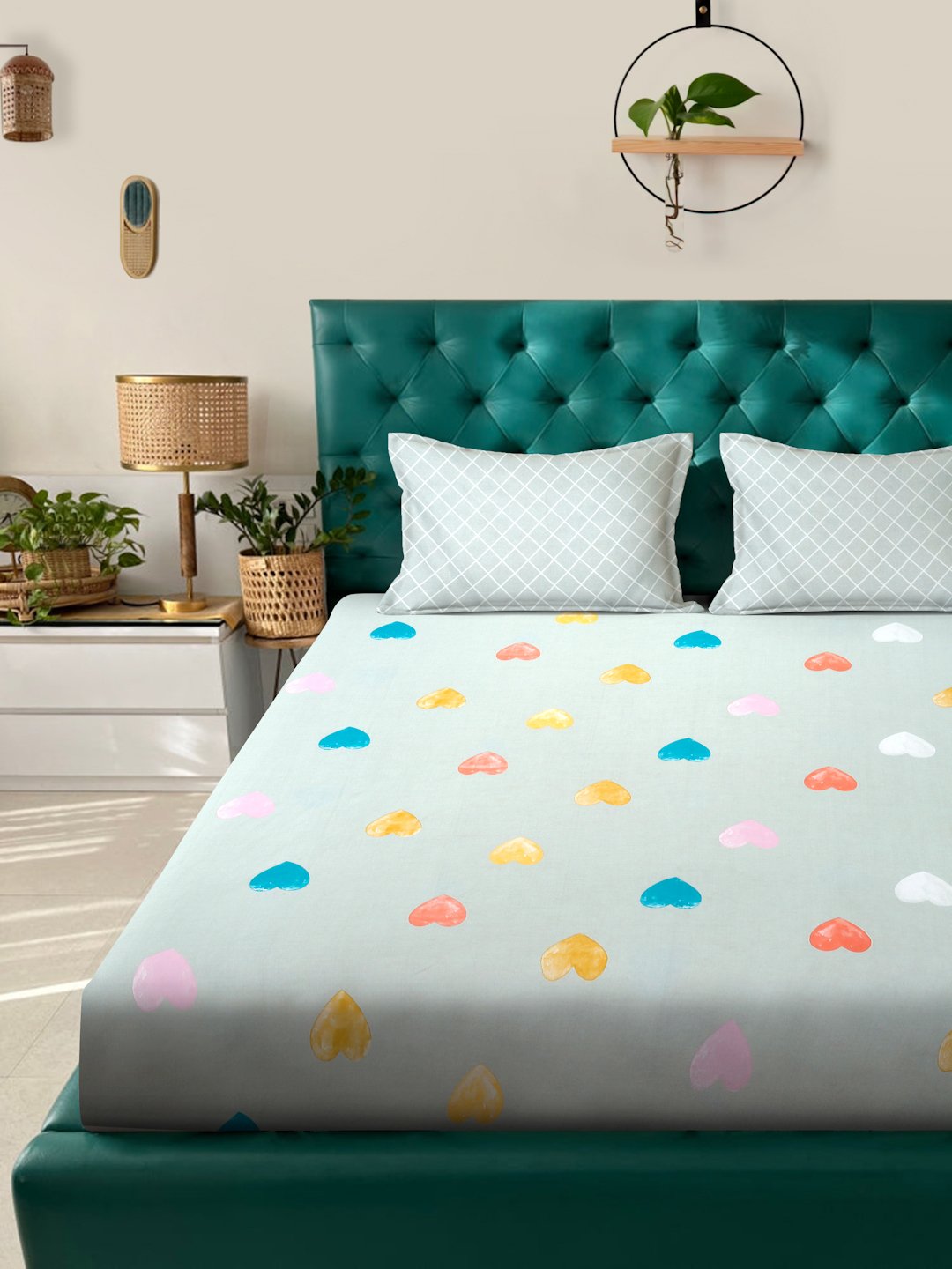 Green Abstract 300 TC Cotton Blend Double Bedsheet with 2 Pillow Covers