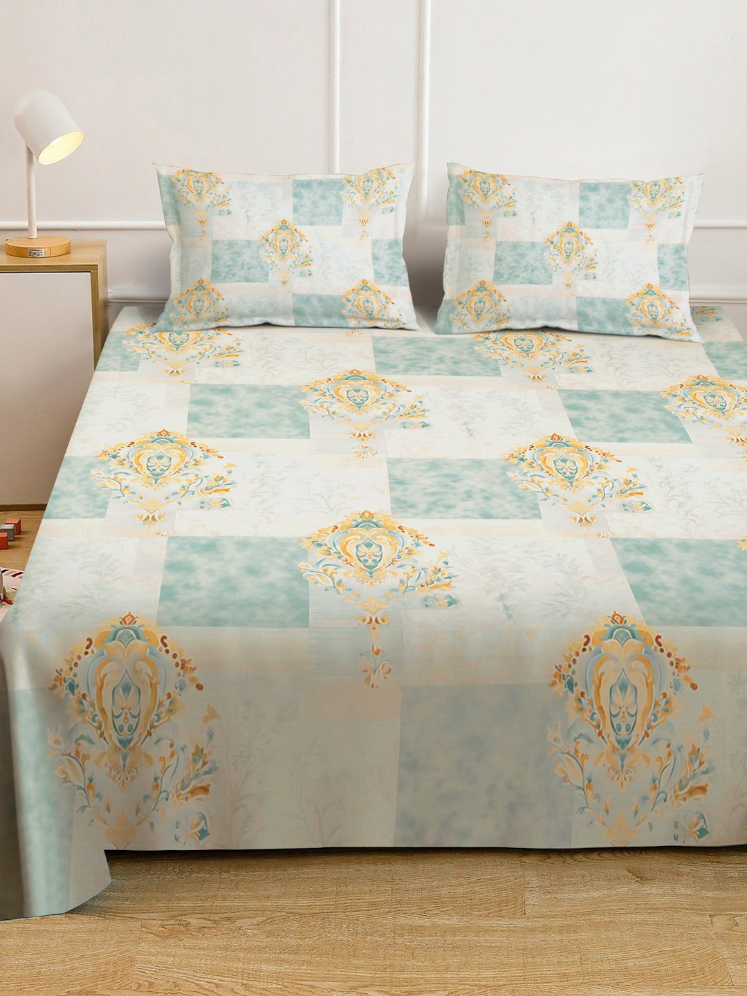 Green Digital Geometric Printed Cotton Blend Fitted Double Bedsheet with 2 Pillow Covers