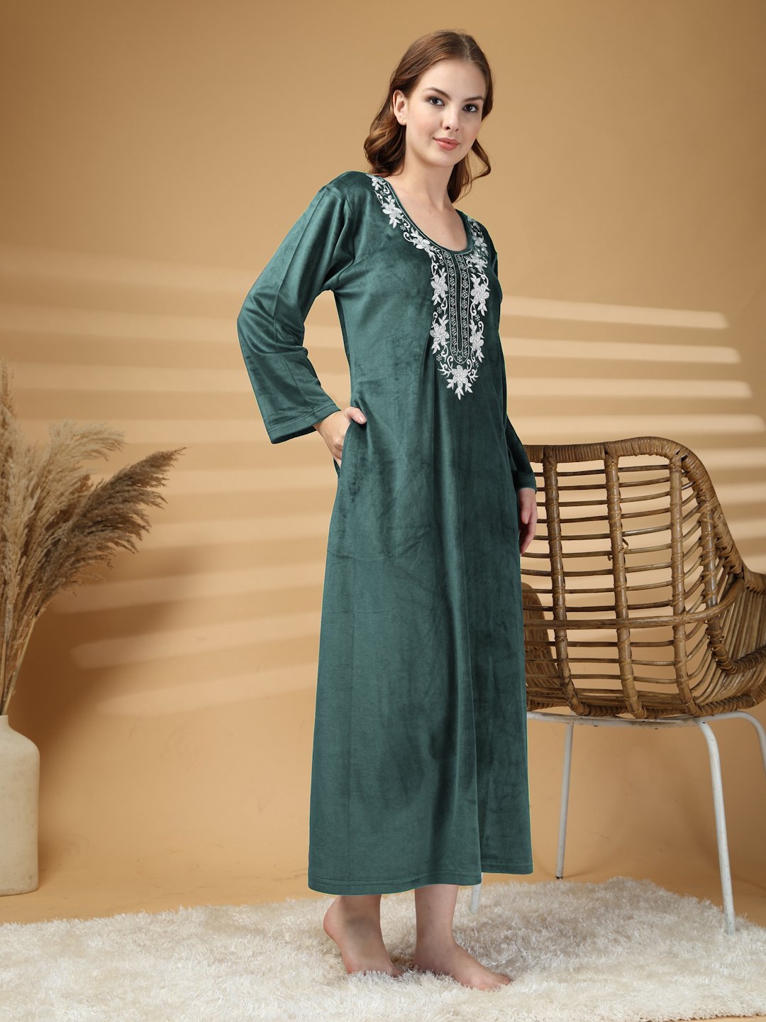 Klotthe Green Solid Soft touch Velvet Maxi Nightdress