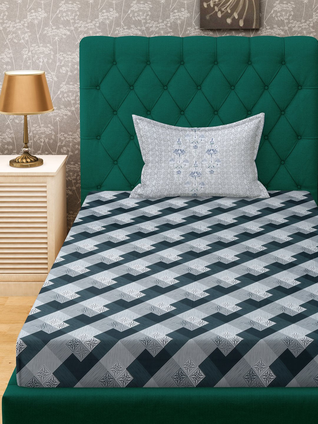 Green Geometric 400 TC Pure Cotton Single Bedsheet with Pillow Cover