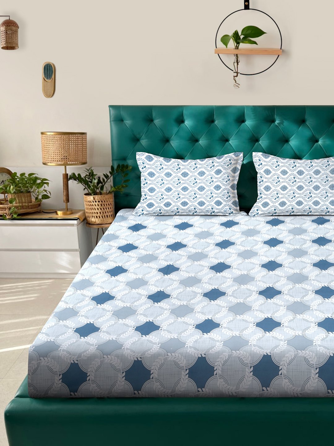 Blue Geometric 400 TC Pure Cotton Double Bedsheet with 2 Pillow Covers