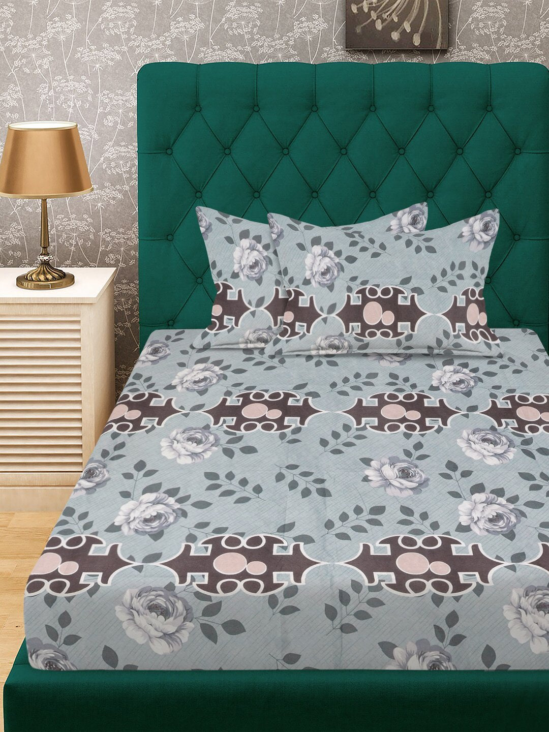 Multi Geometric 300 TC Cotton Blend Single Bedsheet with 2 Pillow Covers