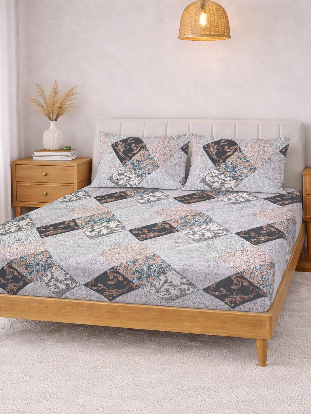 Multi Geometric Cotton Blend Fitted Double Bedsheet with 2 Pillow Covers