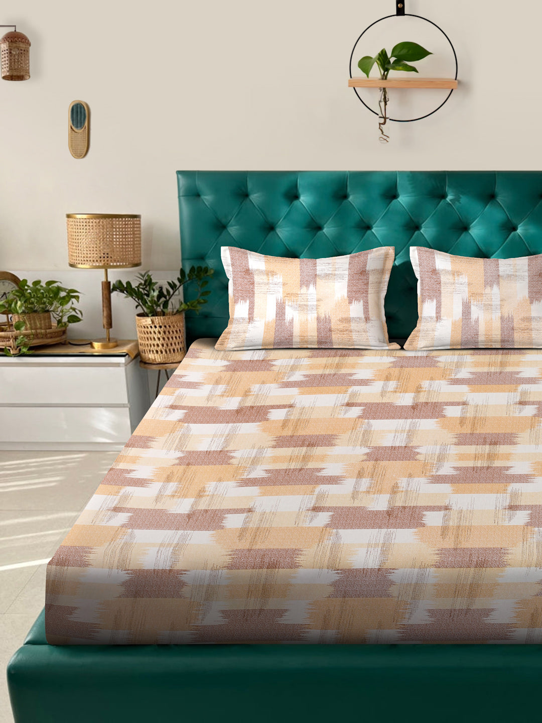 Klotthe Multicolor Geometric 400 TC Pure Cotton Double Bedsheet with 2 Pillow Covers