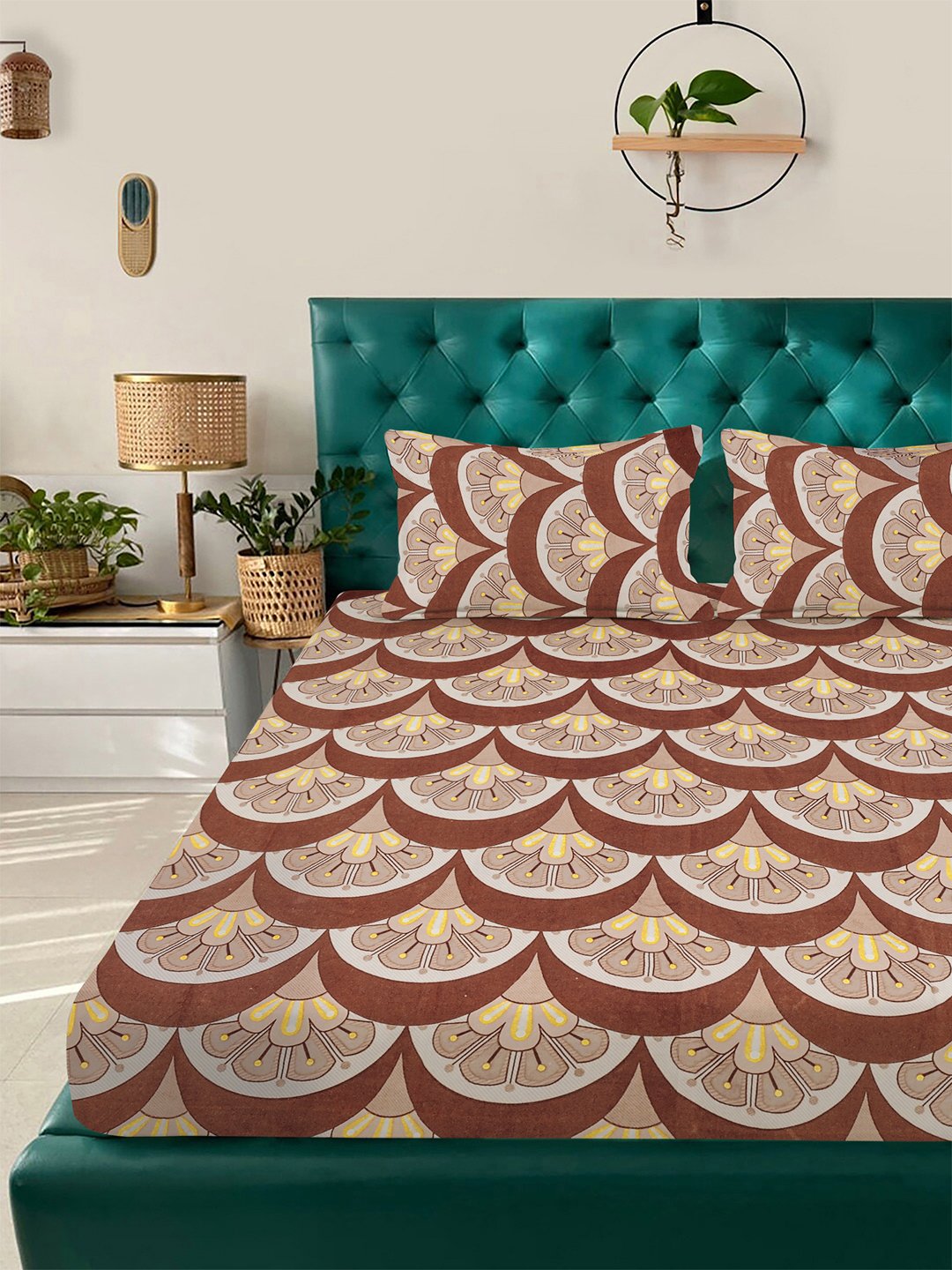 Brown Floral 300 TC Cotton Blend Fitted Double Bedsheet with 2 Pillow Covers