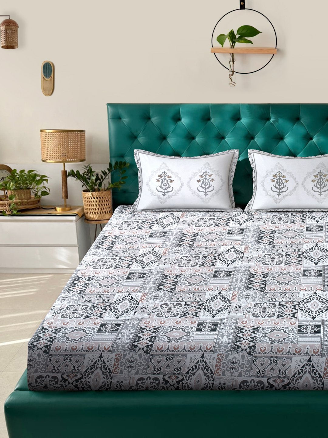 Multi Ethnic Motifs 400 TC Pure Cotton Super King Double Bedsheet with 2 Pillow Covers