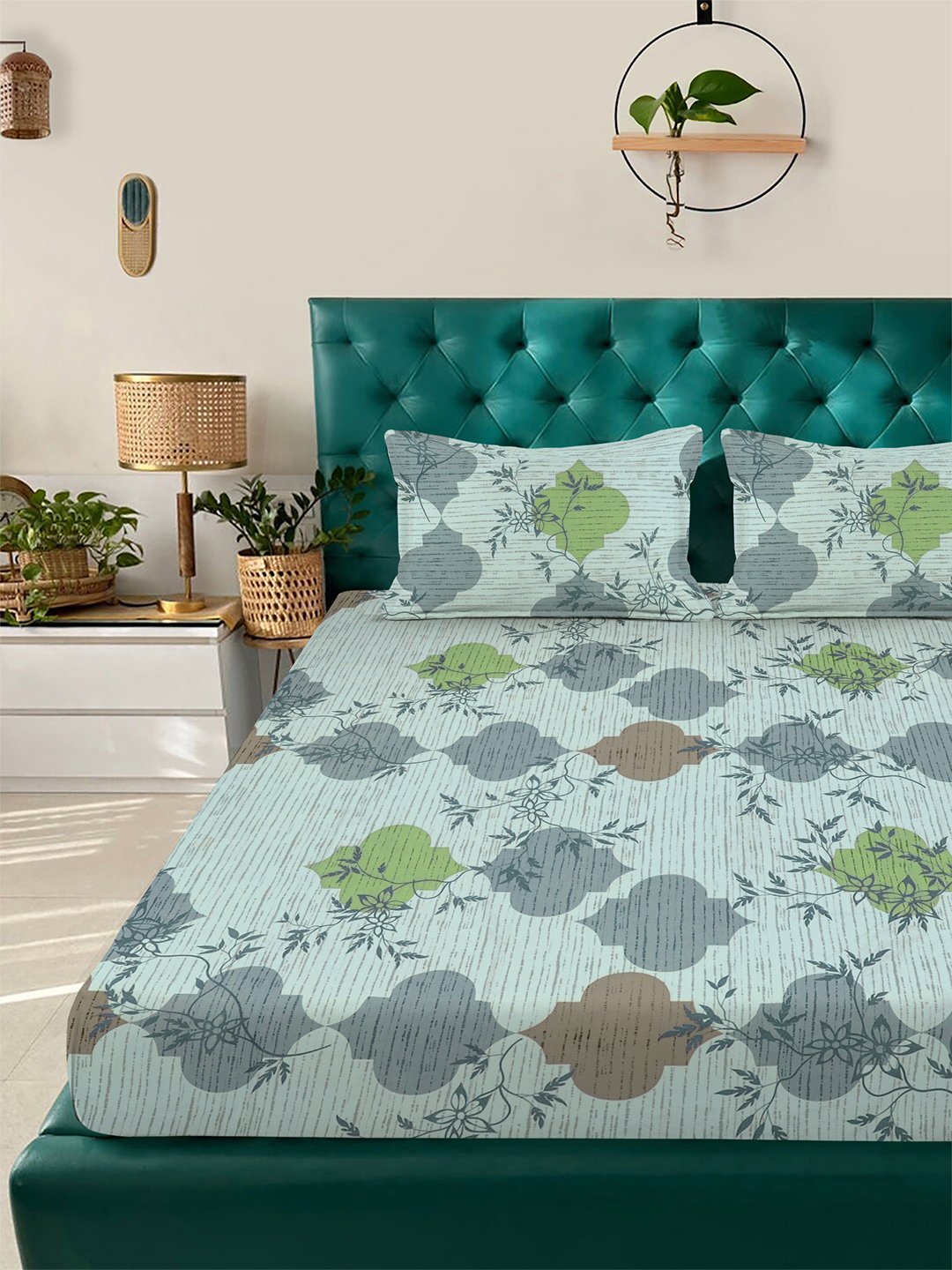 Multi Floral 300 TC Cotton Blend Double Bedsheet with 2 Pillow Covers