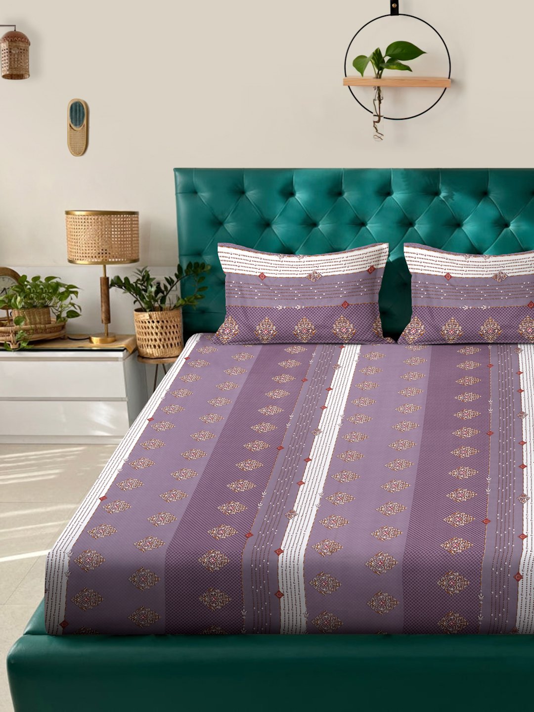 Purple Geometric 300 TC Cotton Blend Fitted Double Bedsheet with 2 Pillow Covers