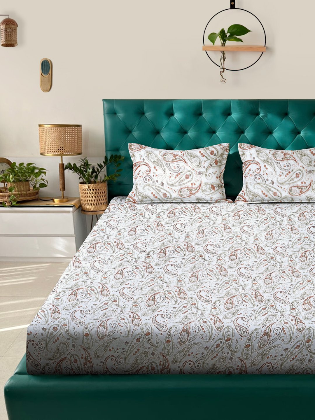 Orange Floral 400 TC Pure Cotton Double Bedsheet in Book Fold Packing