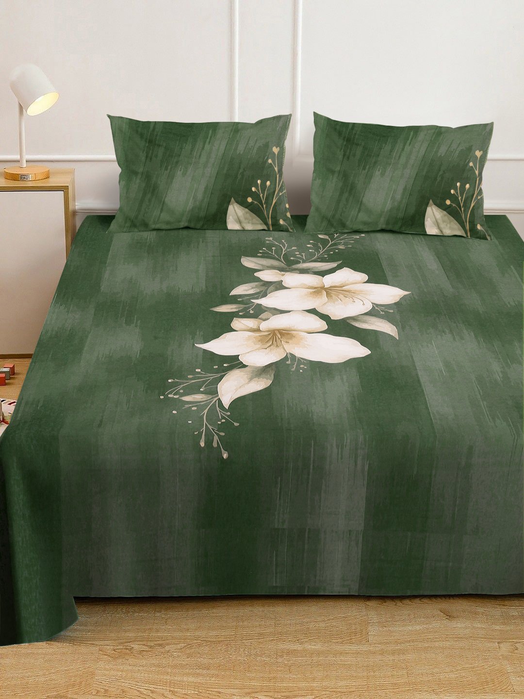 Green Digital Floral Printed Fitted Cotton Blend Double Bedsheet with 2 Pillow Covers