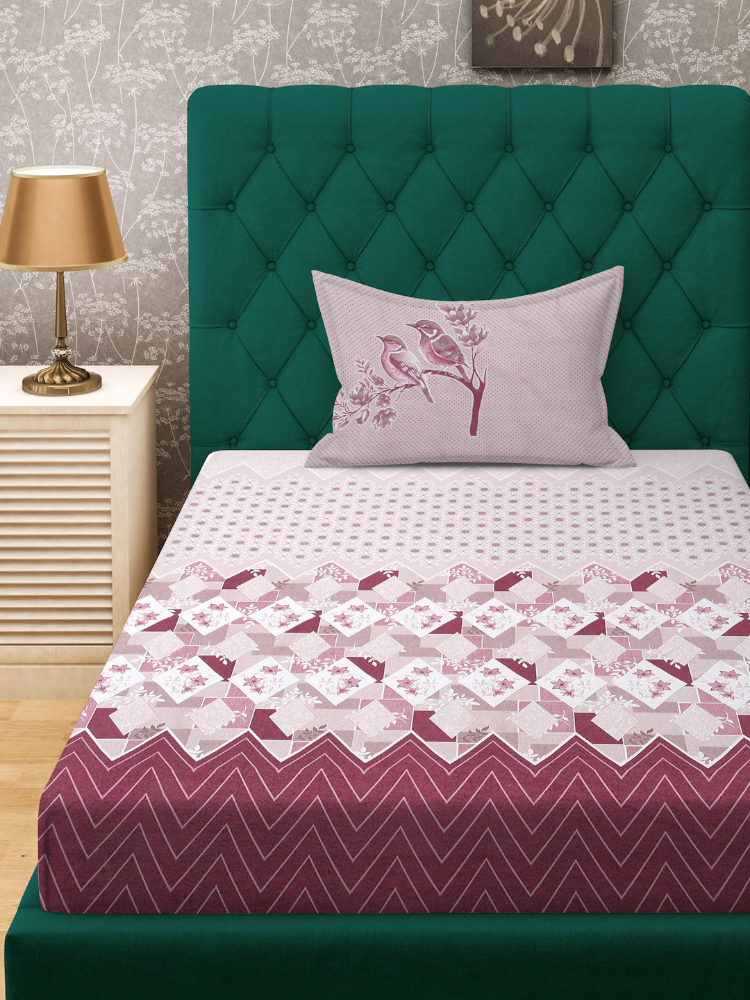 Klotthe Magenta Geometric 400 TC Pure Cotton Single Bedsheet with Pillow Cover
