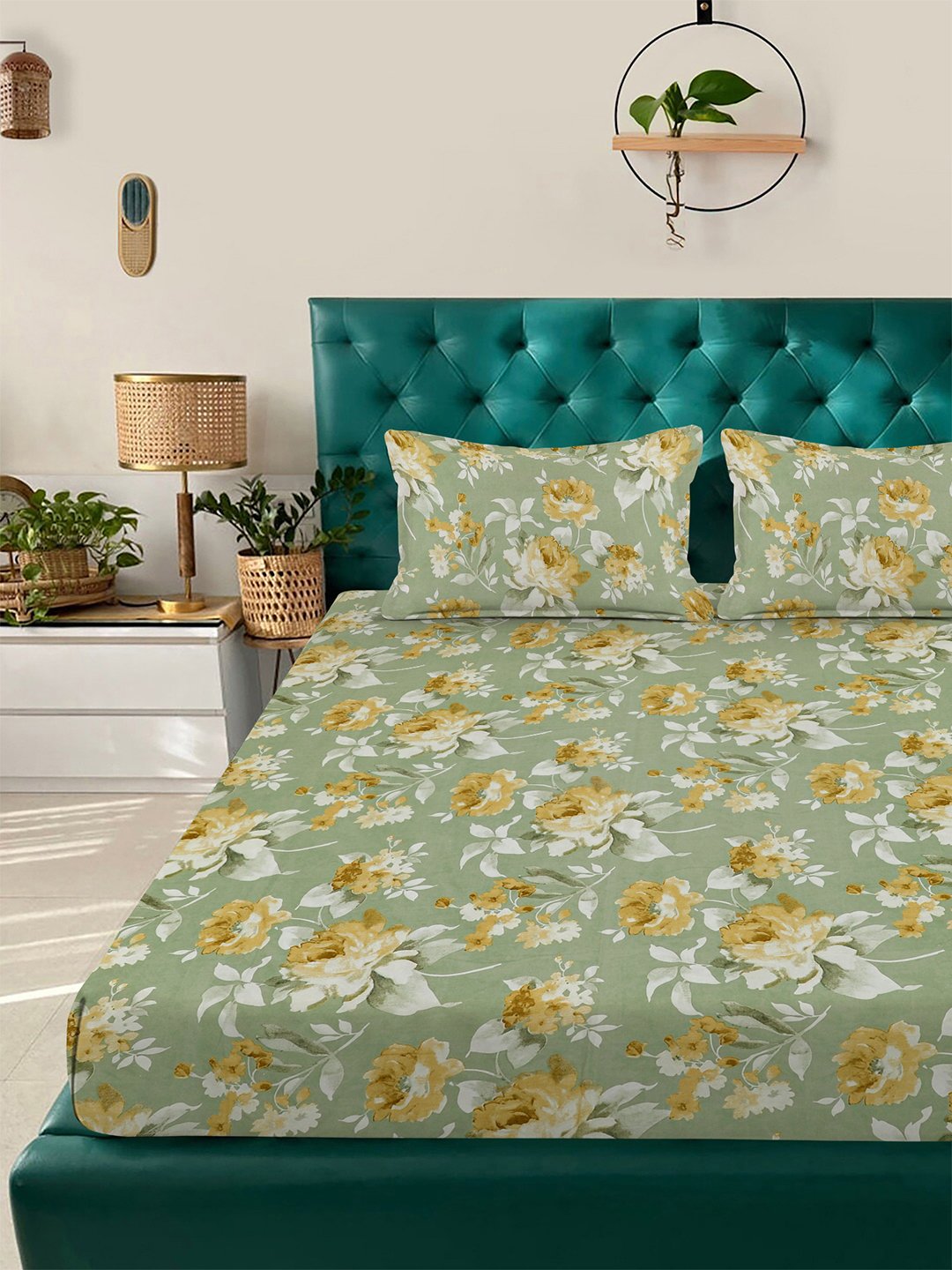 Green Floral 300 TC Cotton Blend Double Bedsheet with 2 Pillow Covers