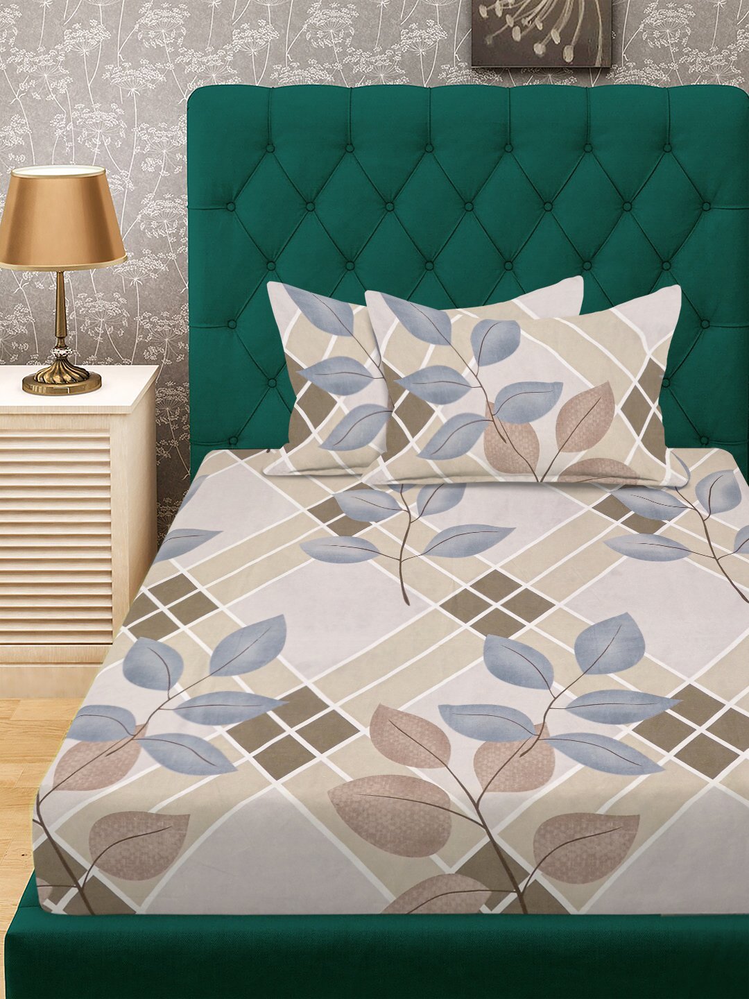 Multi Geometric 300 TC Cotton Blend Single Bedsheet with 2 Pillow Covers