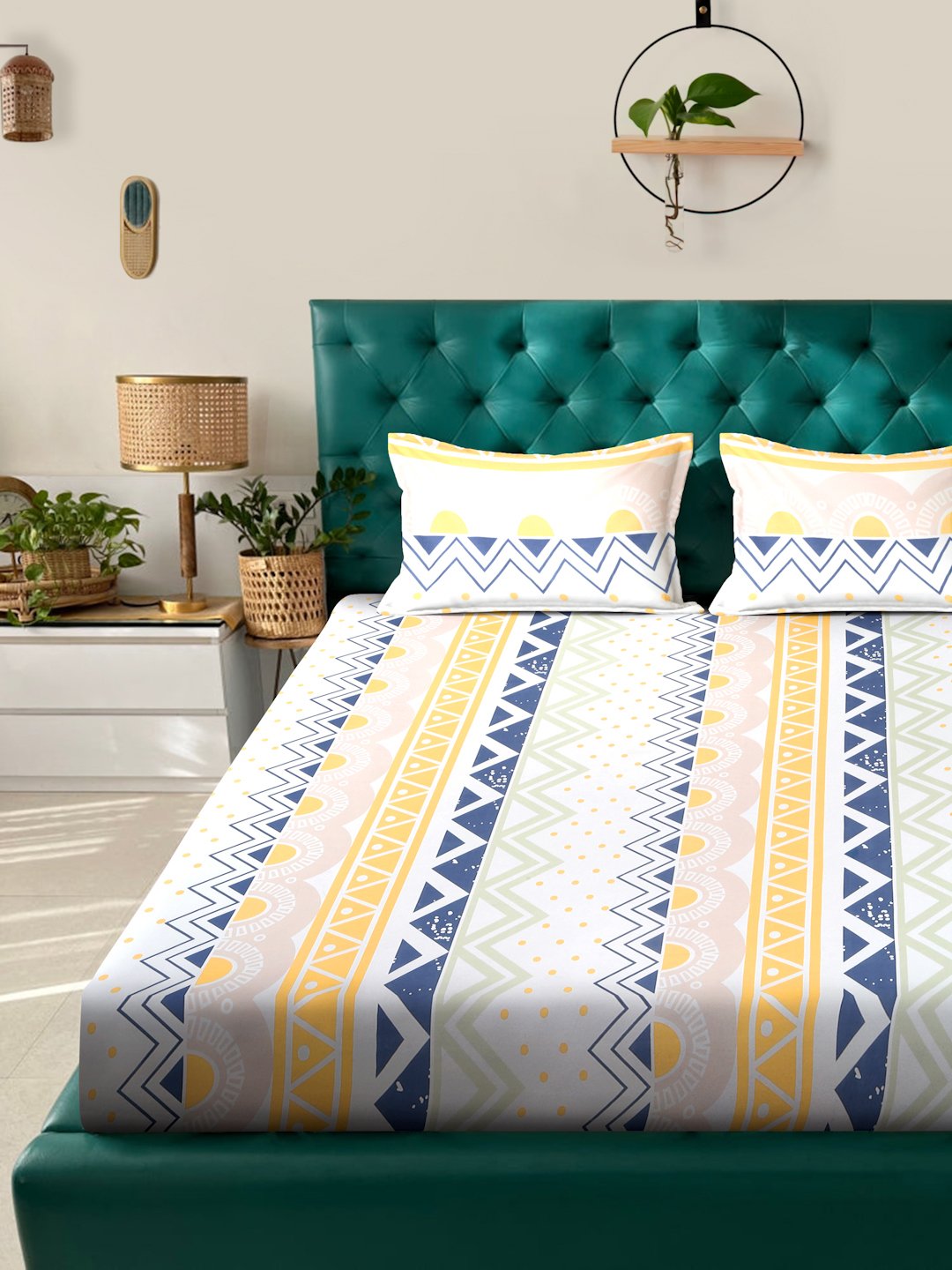 Geometric 300 TC Cotton Blend Double Bedsheet in Book Fold Packing