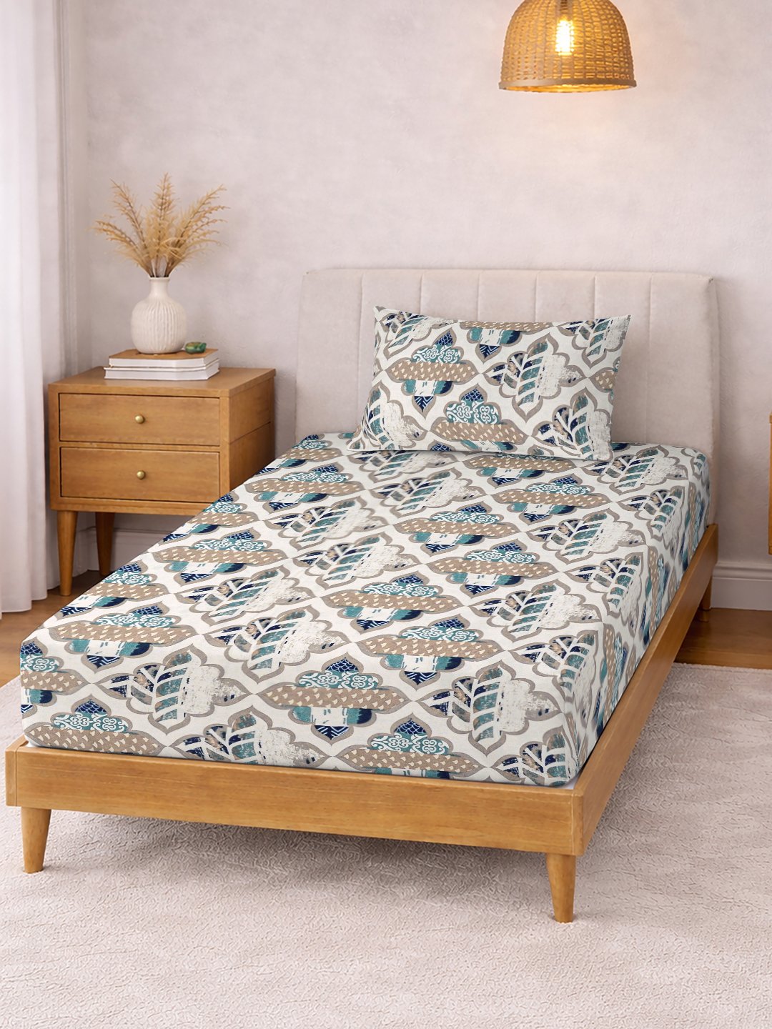 Cream Geometric Cotton Blend Single Bedsheet with Pillow Cover