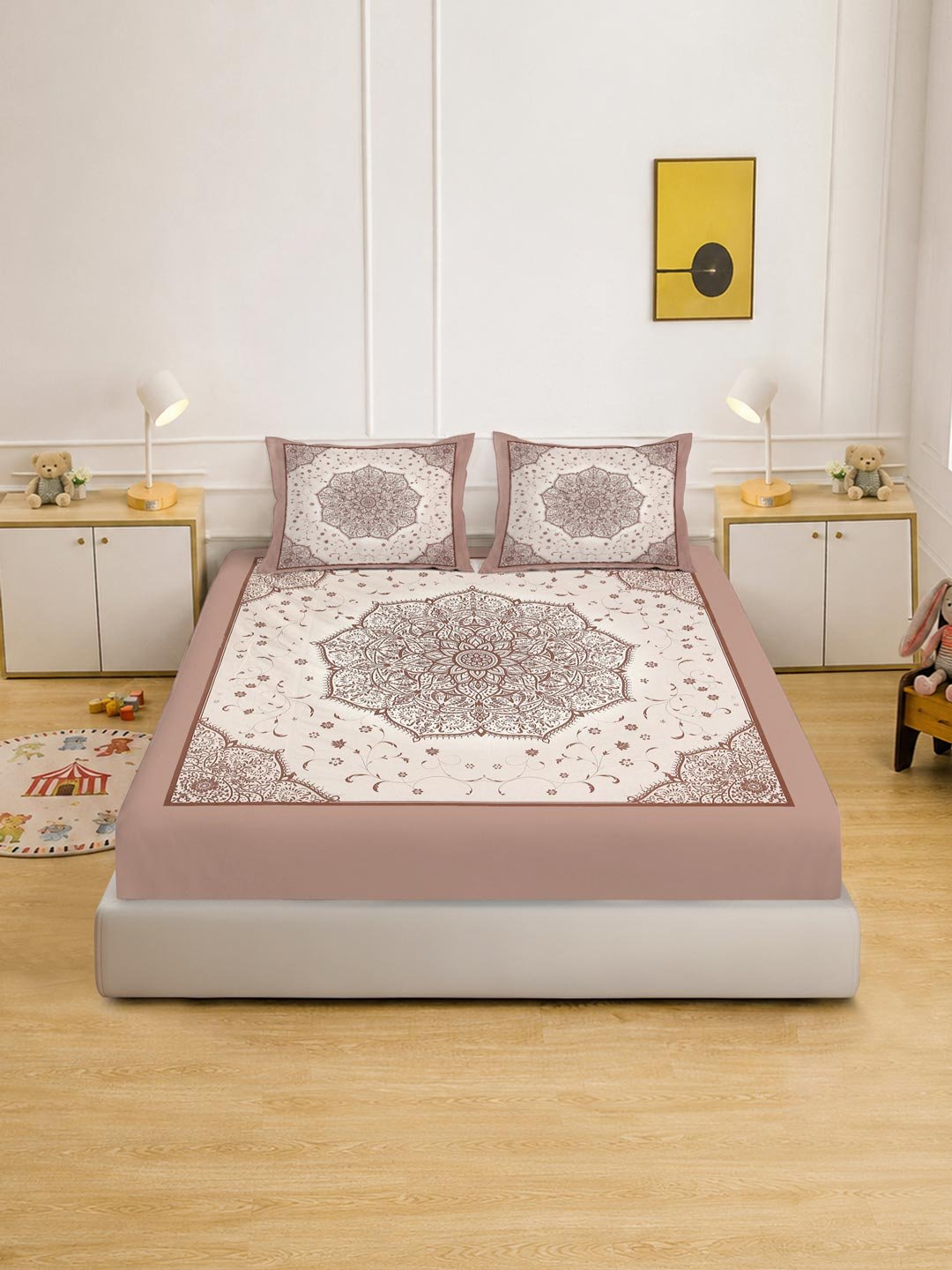 Digital Printed Cream Floral Cotton Blend Double Bedsheet with 2 Pillow Covers