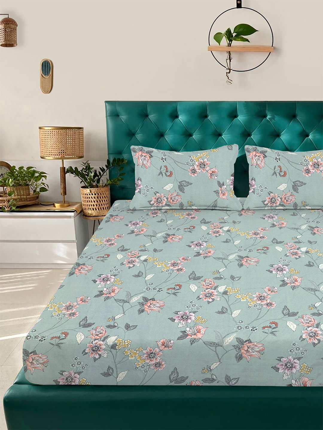 Green Floral 300 TC Cotton Blend Double Bedsheet with 2 Pillow Covers