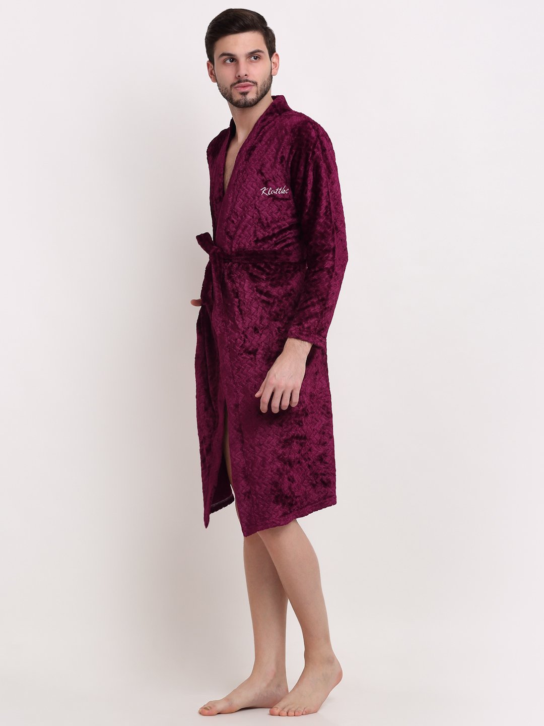 Men Maroon Self Design Wool Bath Robe With Belt