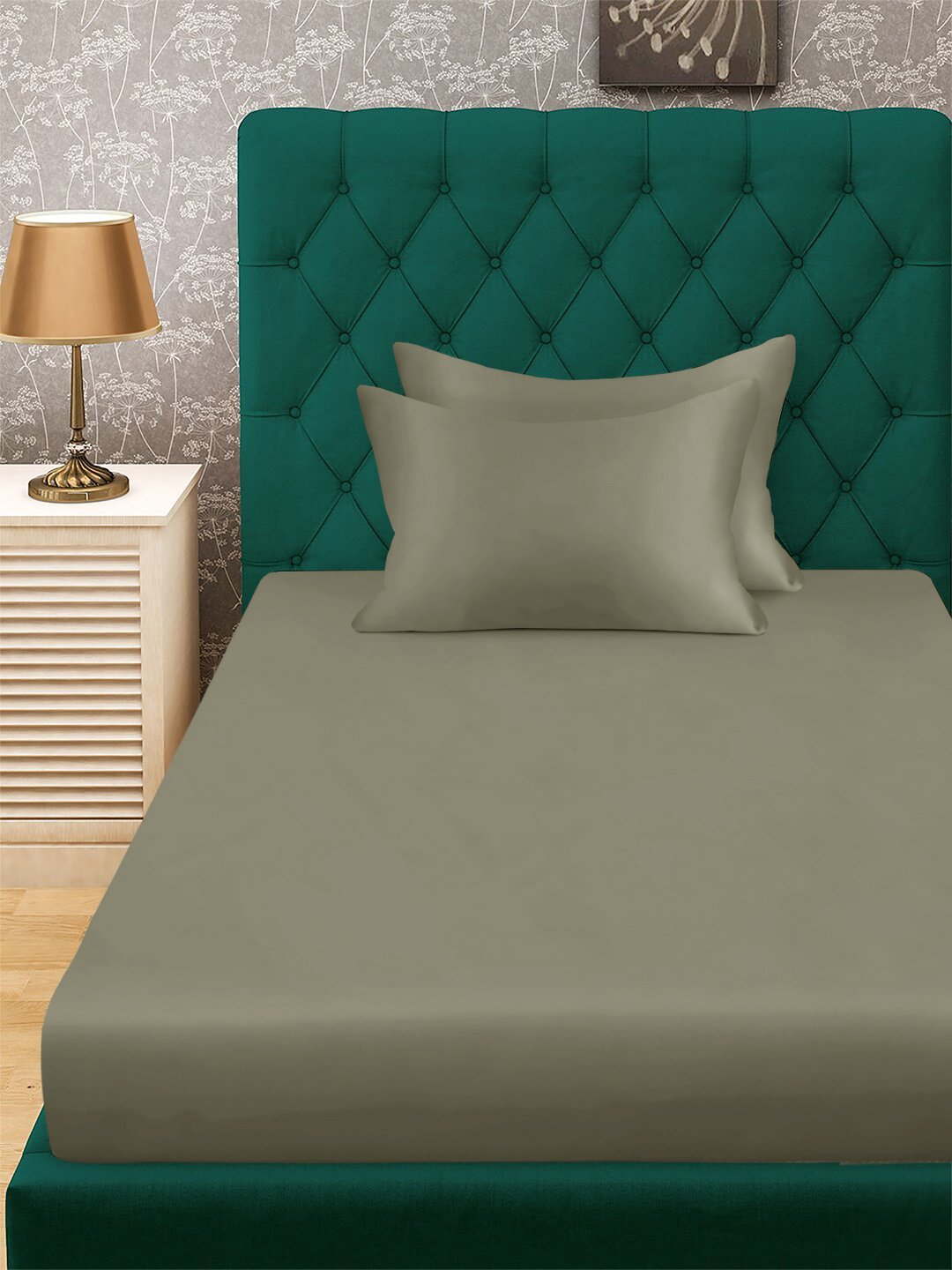 Brown Solid 300 TC Cotton Blend Fitted Single Bedsheet with 2 Pillow Covers