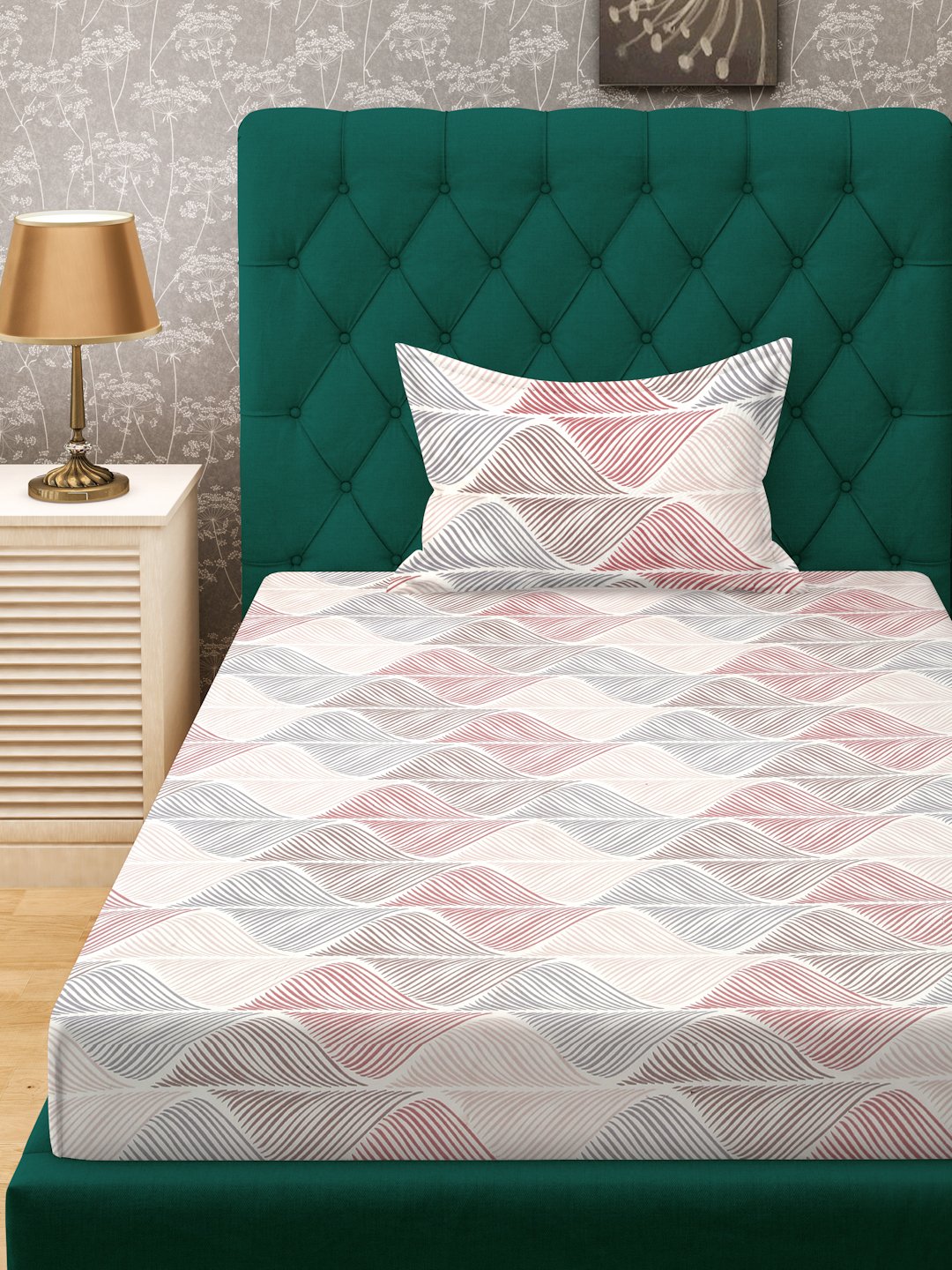 Multi Abstract 300 TC Cotton Blend Single Bedsheet Set in Book Fold Packing