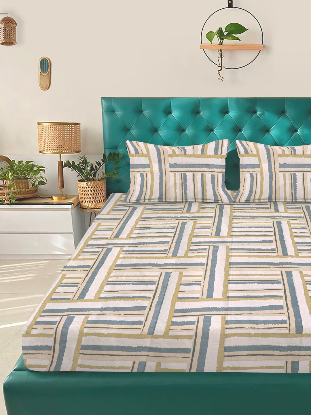 Multi Geometric 300 TC Cotton Blend Double Bedsheet with 2 Pillow Covers