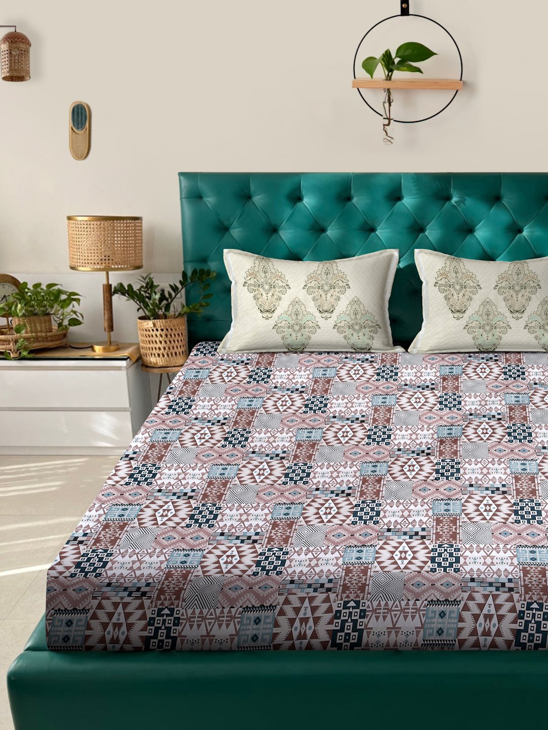 Multi Geometric 400 TC Pure Cotton Super King Double Bedsheet with 2 Pillow Covers