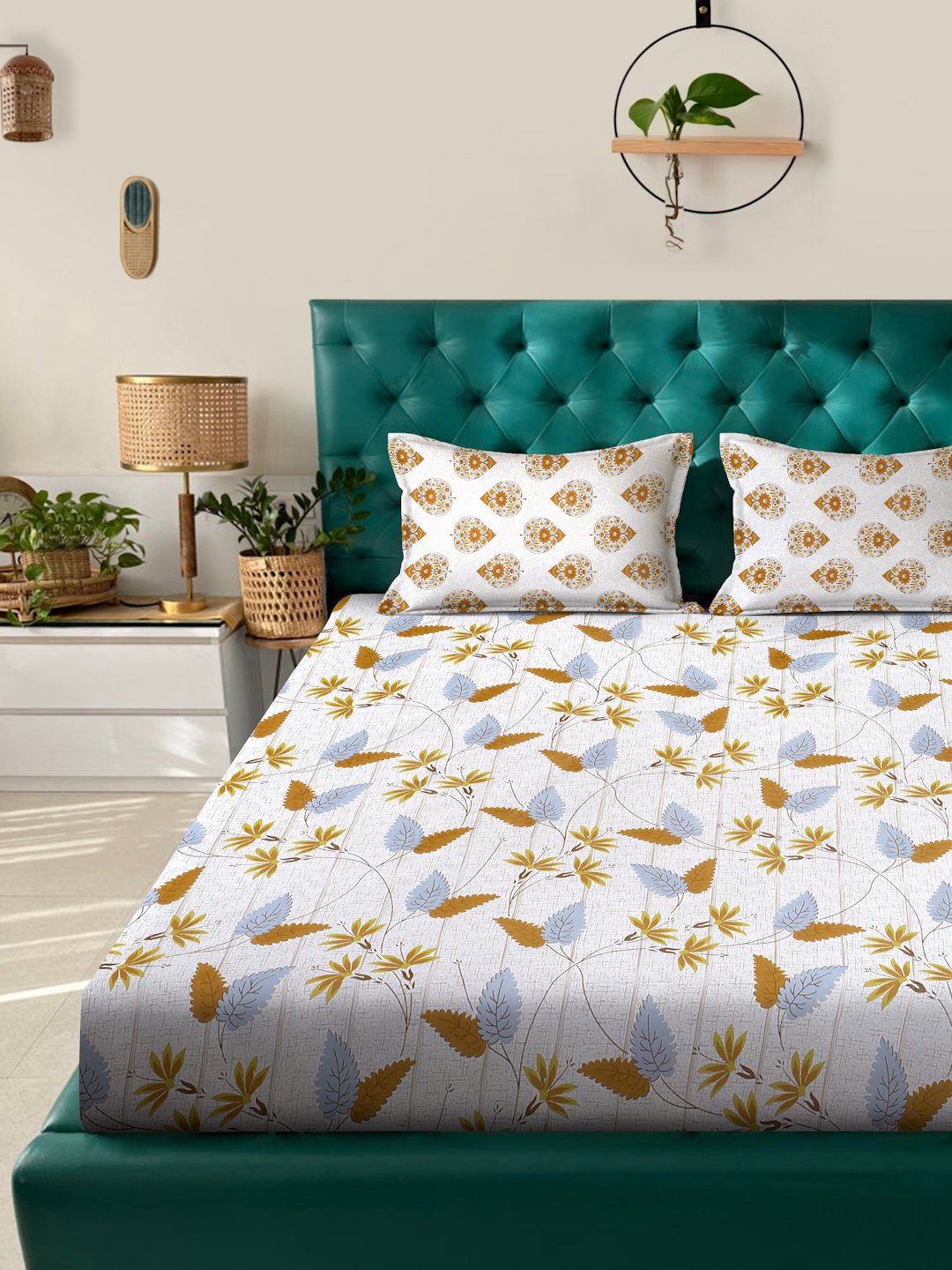 Cream Floral 400 TC Pure Cotton Double Bedsheet with 2 Pillow Covers