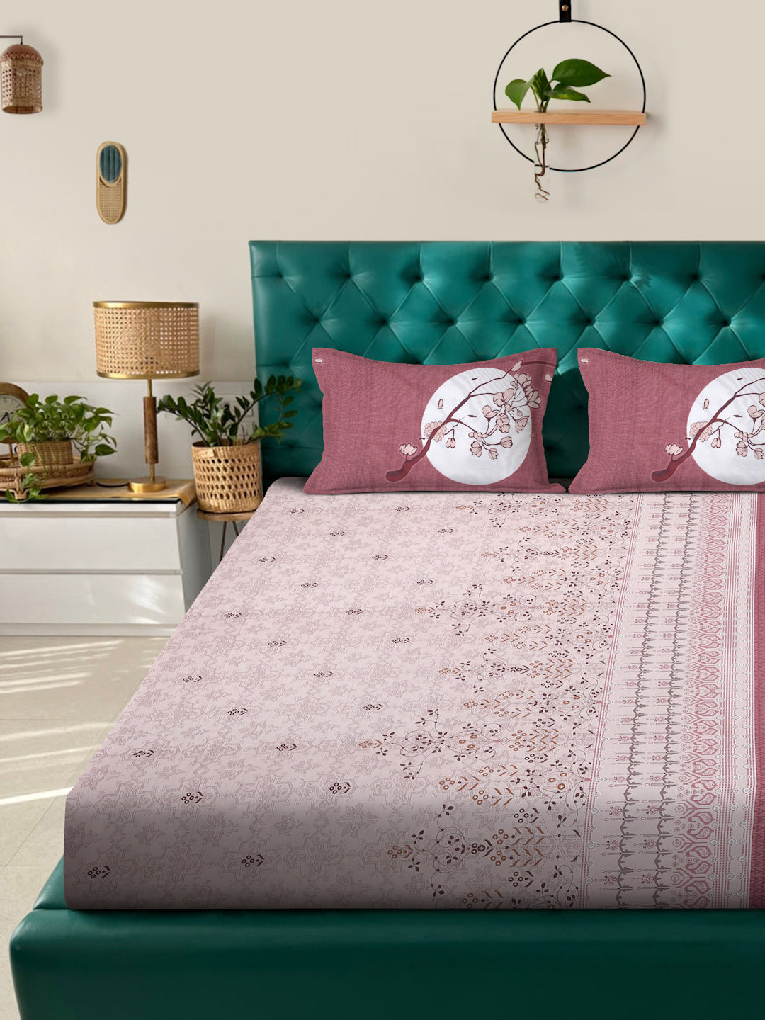 Klotthe Magenta Floral 400 TC Pure Cotton Super King Double Bedsheet with 2 Pillow covers