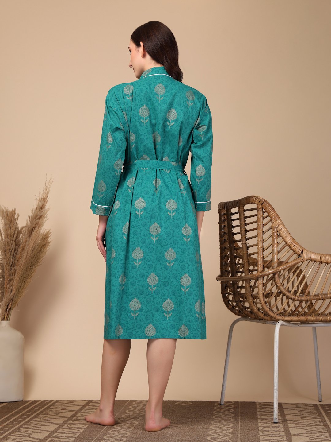 Women Printed Green Floral Pure Cotton Bath Robe With Belt