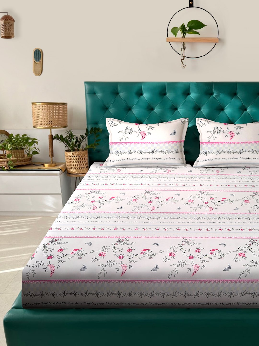 Cream Floral 300 TC Cotton Blend Double Bedsheet in Book Fold Packing