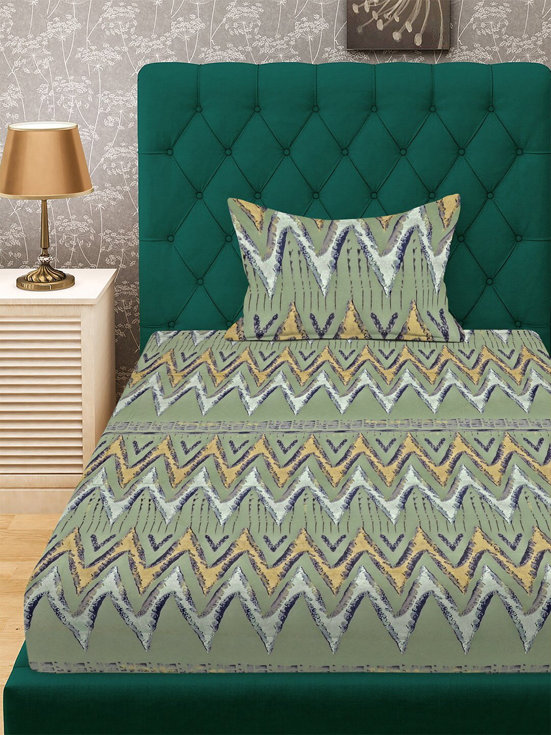 Green Geometric 300 TC Cotton Blend Fitted Single Bedsheet with Pillow Cover