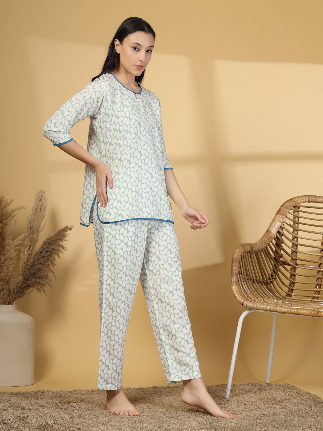 Women Green Floral Cotton Blend Night Suit